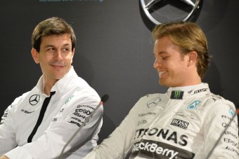 F1: Nem sietnek Rosberg szerződésével