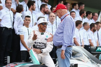 Hamilton: Lauda kezdetben nem szeretett