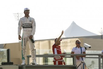 F1: Button ma sem ismeri Hamiltont