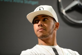 Hamiltonnak a bokszoló is odavágott