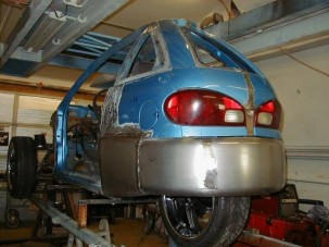 Őrült trike lett az összepasszírozott Suzukiból