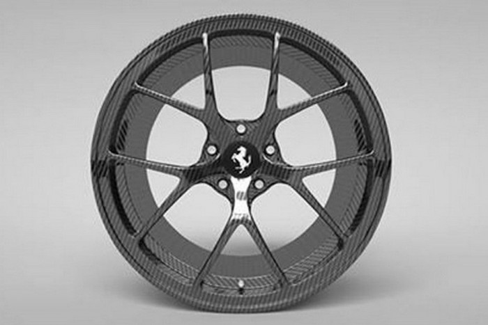 Még könnyebb az ultrakönnyű Ferrari 4