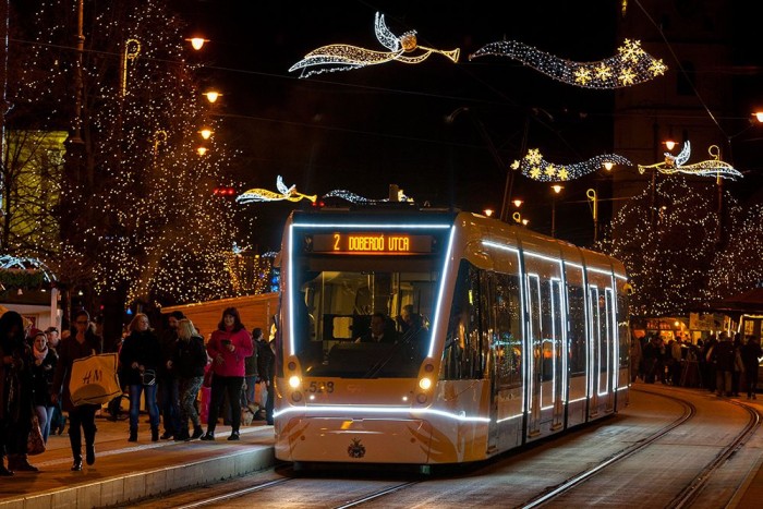 Csodás képeken a debreceni karácsonyi villamos 6