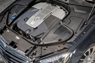 Összkerékhajtást kapnak a Mercedes V12-es modelljei 7