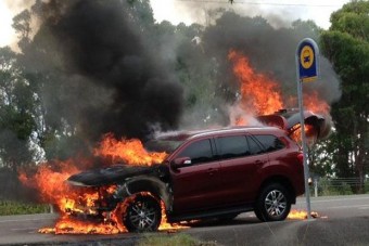 Kiégett az autó a tesztút során