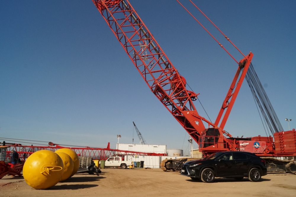 Igazi nehézsúlyú: a turbómotoros, 4x4-es modell csaknem két tonna üresen, a hibrid gazdagon felszerelve a 22 mázsát is megüti