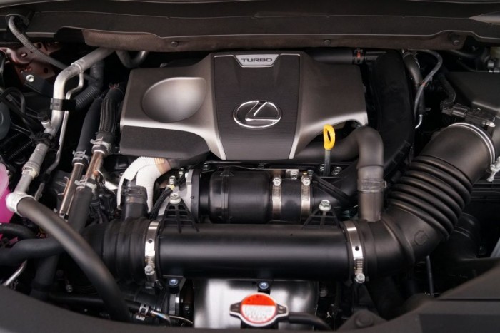 A Toyota alaposan átmosta a saját agyát: eddig gyűlölték a turbófeltöltőt, most már büszkék rá