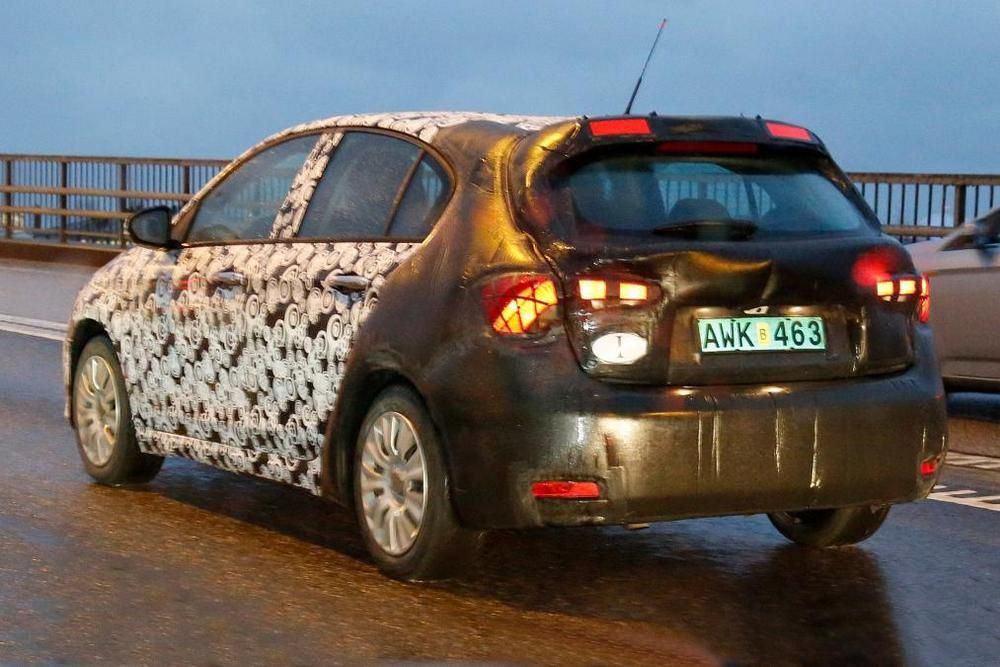 Ezzel pörkölne oda a Golfnak a Fiat 9