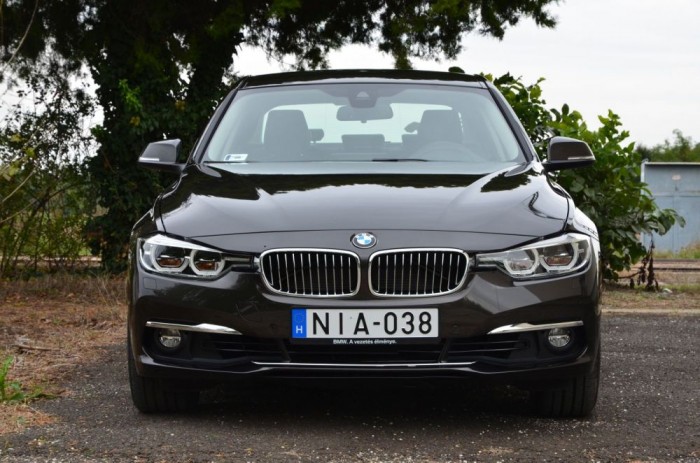 A facelift újdonságait tényleg nagyítóval kell keresni. 