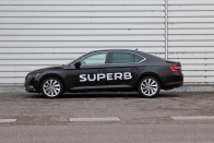 Teszt: Škoda Superb 2.0 TDI 4×4 DSG 49