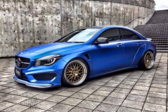 Brutálisan kigyúrták a kecskeméti Mercedest