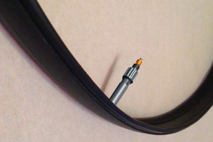 Itt az önpumpáló gumibelső