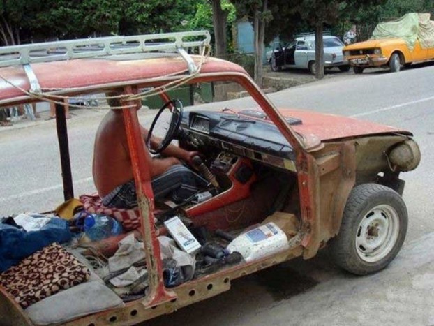 Ez a Lada-had őrült ötletek mentén született 16 | Vezess Ez a Lada-had őrült ötletek mentén született 16