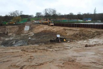 Vízparton lépett félre, stílusos volt a bosszú