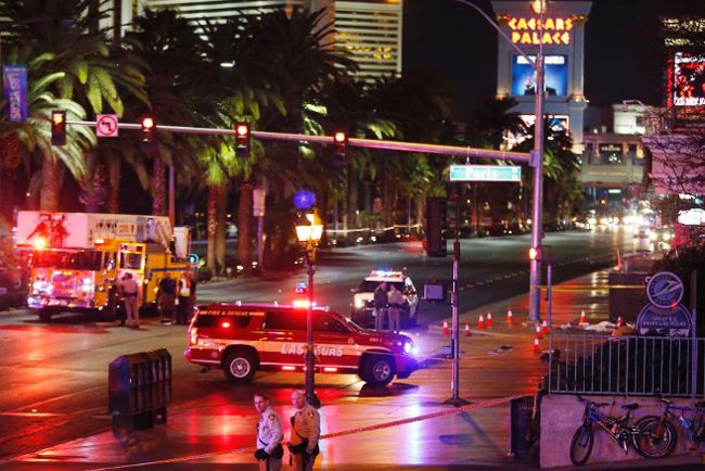 Tömeggázolás a járdán, egy halott Las Vegasban