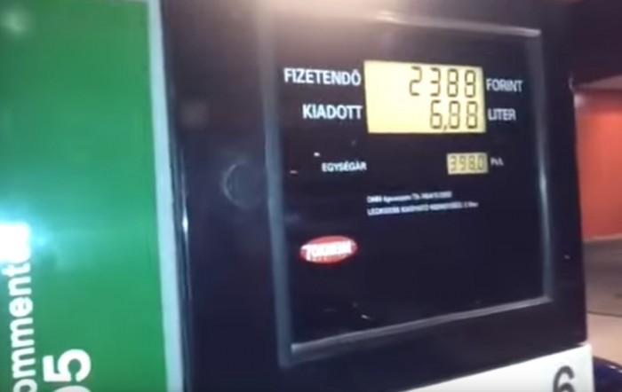 Őrület! Még nem tankolt, de pörgött a számláló