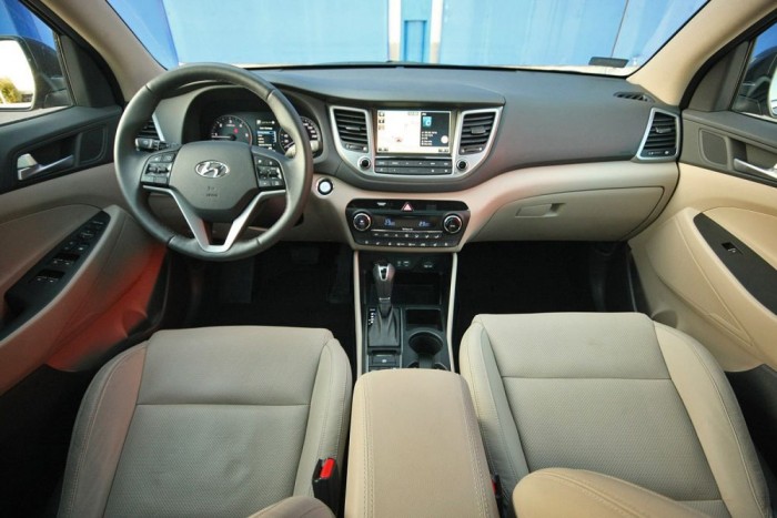 Teszt: Hyundai Tucson 2.0 CRDi 185 LE Executive 11 | Vezess Harmonikus a látvány