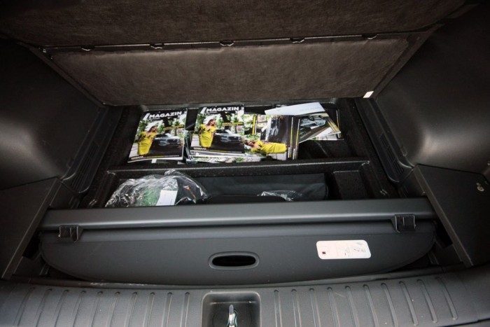 Teszt: Hyundai Tucson 2.0 CRDi 185 LE Executive 13 | Vezess Hyundai magazinoktól roskadozik a csomagtartó