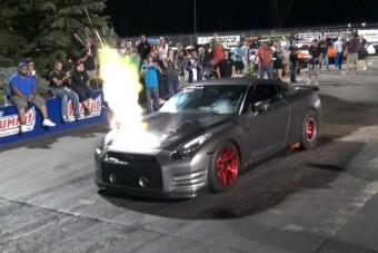 Eszement tuning: 2100 lóerős Nissan GT-R