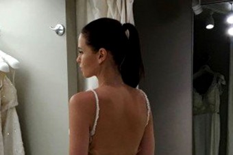 Mennyasszonyi ruhát próbál Räikkönen kedvese