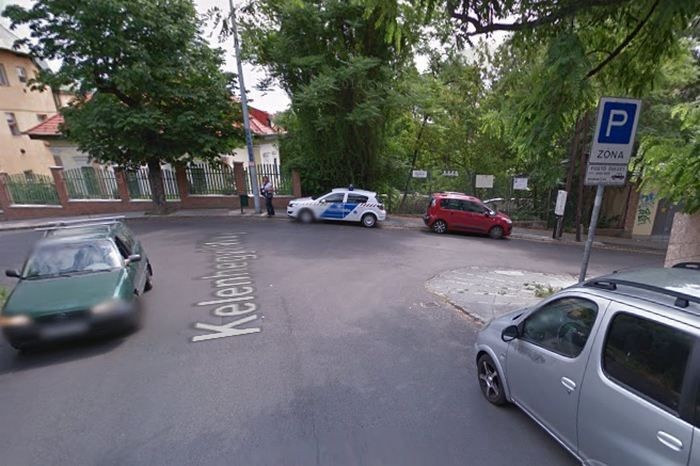 A Kelenhegyi út egész közel a Szabadság hídhoz még ingyenes