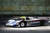 1982 Porsche 956 – 10,1 millió dollár - 2,87 milliárd forint. Egy vérbeli versenyautó, amely 1983-ban a 24 órás Le Mans-i versenyt is megnyerte. Összesen 10 darab készült ebből a Porschéból.