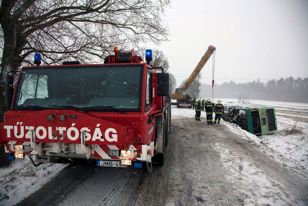 Kiderült, mennyivel több a baleset, ha esik a hó 8