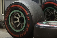 F1: A Pirelli nem bízott a csapatokban? 37