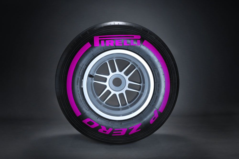 F1: A Pirelli nem bízott a csapatokban? 18