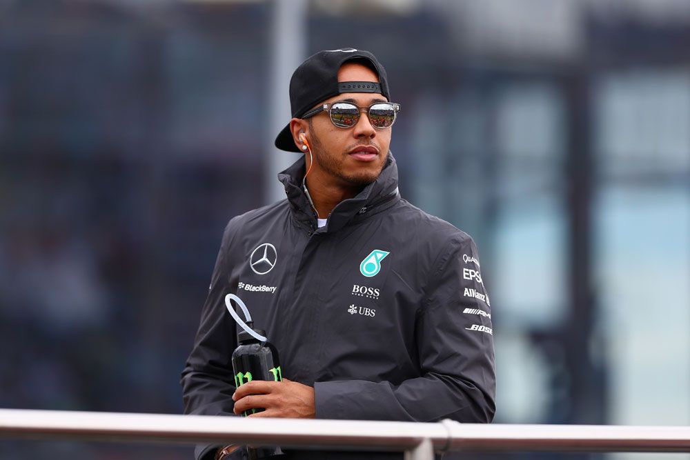 F1: Hamilton egy marslakó miatt bénázott Mogyoródon 10