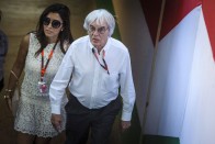 F1: Hamilton egy marslakó miatt bénázott Mogyoródon 134