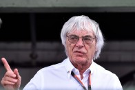 F1: Ecclestone besározta a Mercedest 5