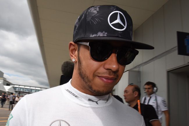 F1: Ilyen, amikor Hamilton dicsekszik