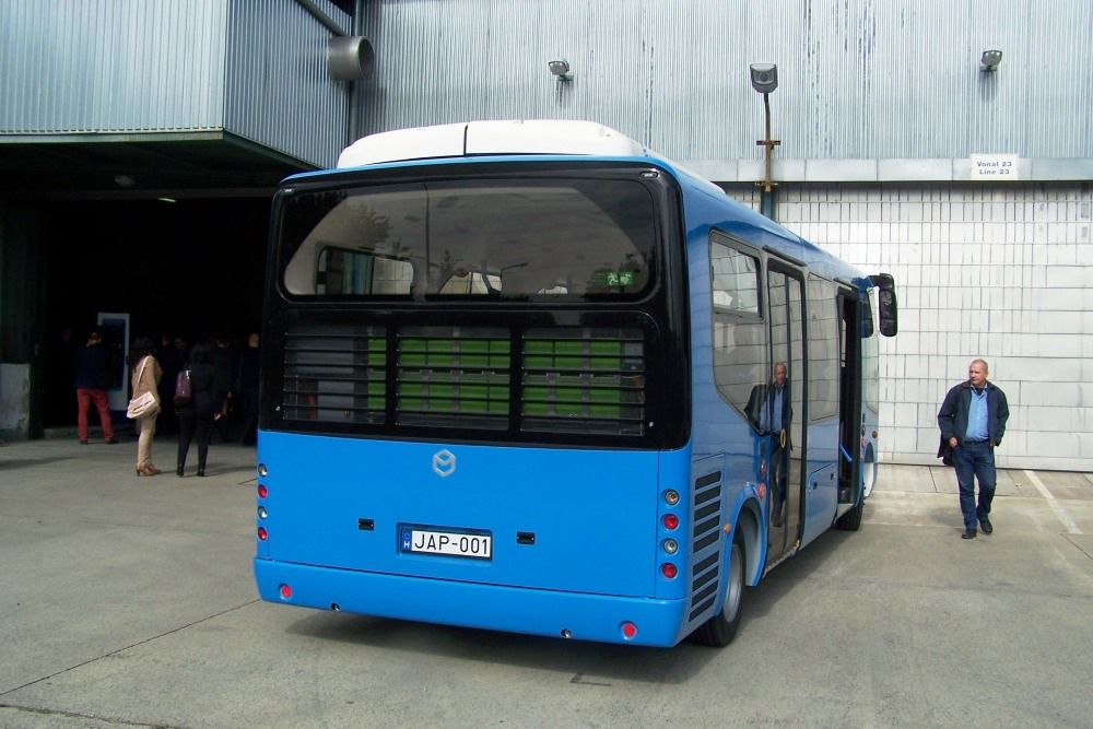 A BKK-specifikációk alapján elkészített elektromos midibusz, mely a Modulo Medio fantázia nevet viseli.