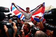 F1: Durván eltaktikázta magát Hamiltonnal a Red Bull 6
