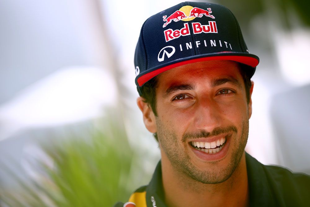 F1: Valamit bemutat a Red Bull február 17-én 39
