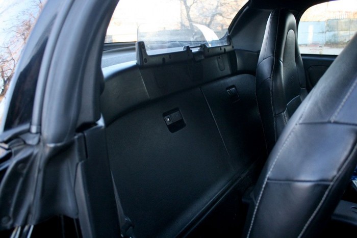 Használt autó: amit ne hagyj ki 2016-ban! 9 | Vezess Az ülések mögött van még csomagtér. Az orrban lévő csomagtartó elég kicsi