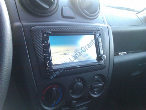 Házilag barkácsolt GPS-t a Ladába, nem lett rossz 17