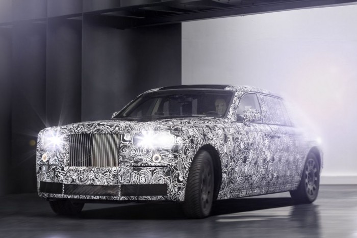 Vadonatúj Rolls-Royce-ok érkeznek