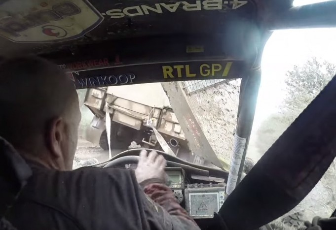 A Dakar elhozta minden idők legdurvább vontatását