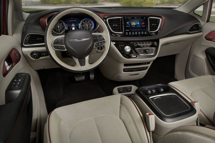 Hibrid egyterű a Fiat-Chrysler csoporttól 6