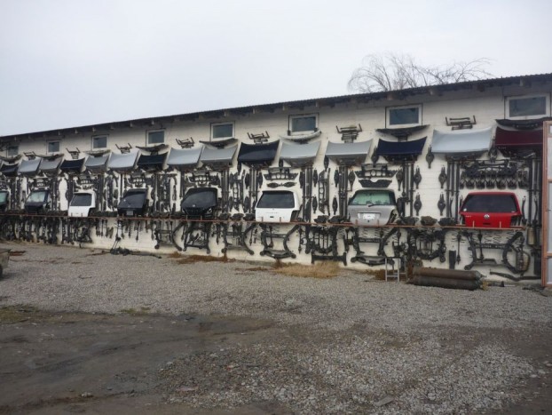 Roncsokból építettek luxusirodát a kreatív szerelők 10