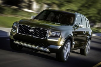 Nem láttál még ilyen dölyfös Kiát