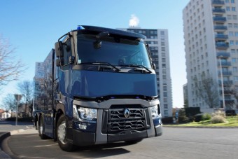 Kamionban utaztatják a pénzt a franciák