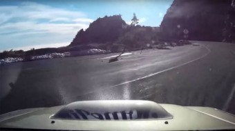 Ezt látod, amikor autóval lezuhansz egy szikláról