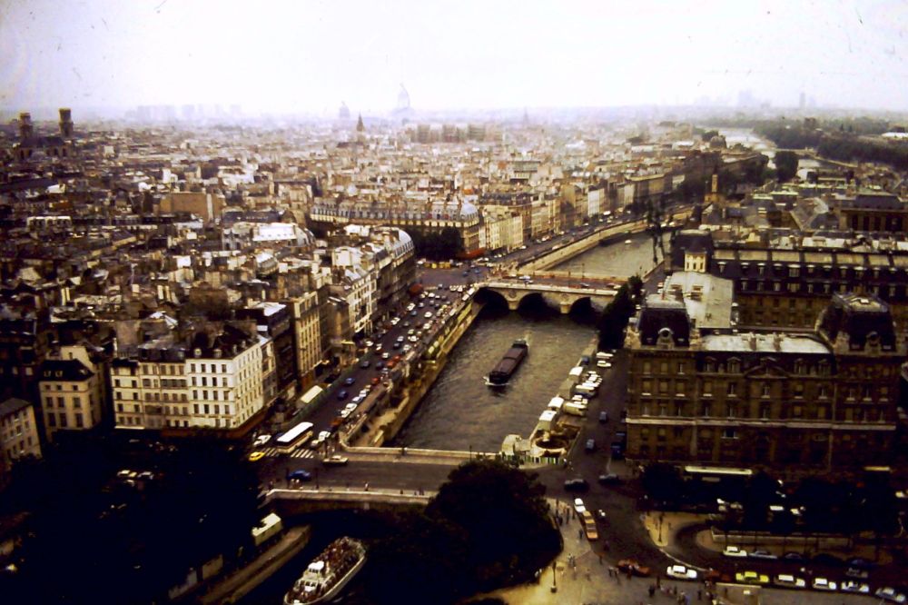 Párizs, panoráma az Eiffel toronyból