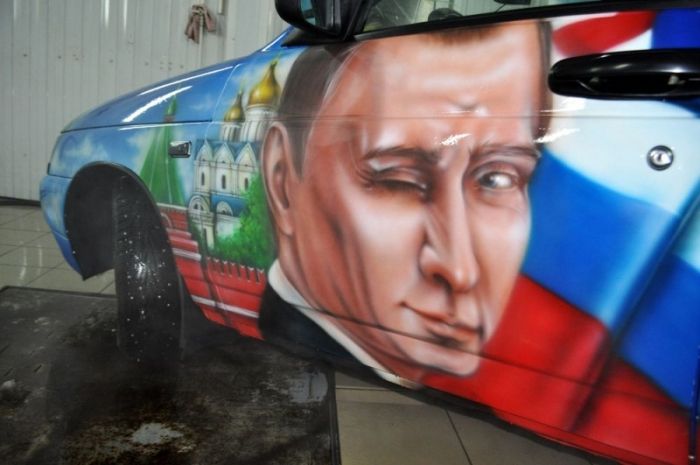 Bánatos Obama és kacsintó Putyin egy őrült Ladán 9