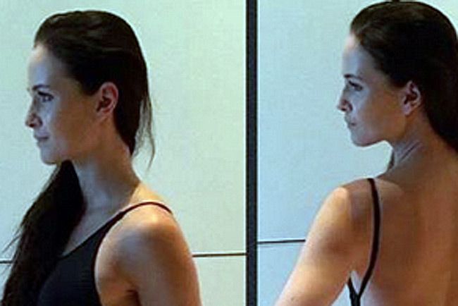 F1: Fürdőruhában mutogatta magát Kimi kedvese