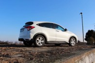 Két kategóriára támad a Honda HR-V 36