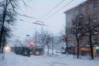 16 kép a városról, ahol hegyekben áll a hó 34